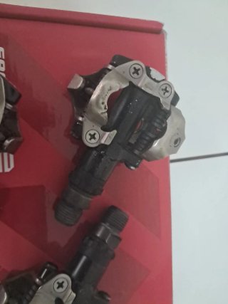 Pedales Shimano SPD