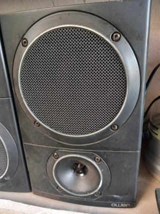 6 altavoces Jamo negros/grises
