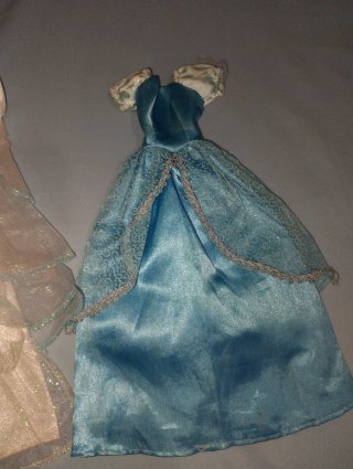 Pack 3 Vestidos Muñecas Disney Princesas