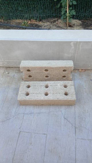 Soportes hormigón para valla obra