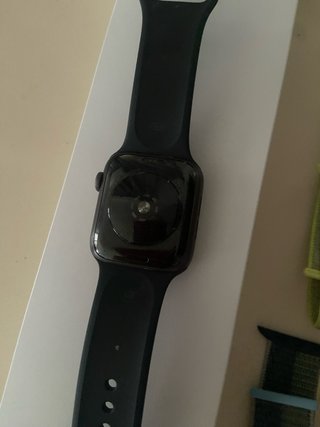 Apple Watch SE de 44 mm 2020 negro.
