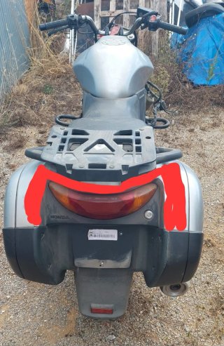 Honda Deauville 650 (2004) despiece