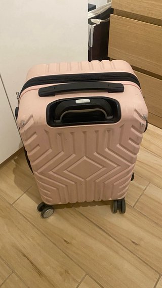 IT Luggage valigia rosa