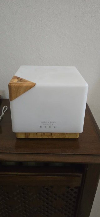 Diffusore Aromi Quadrato Bianco e Legno