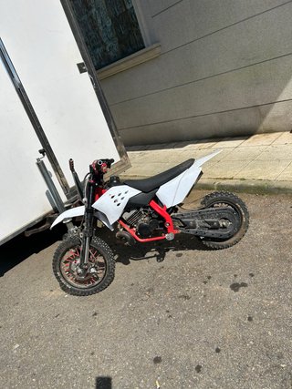 Moto 49cc Enduro/Motocross Roja y Blanca