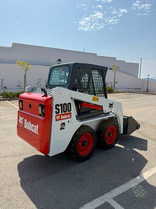Mini cargadora Bobcat S100 año 2018