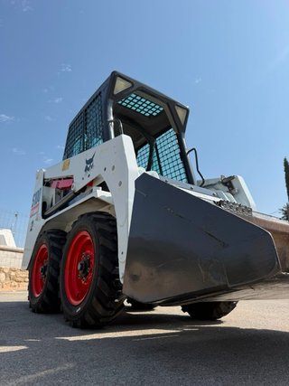 Mini cargadora Bobcat S100 año 2018