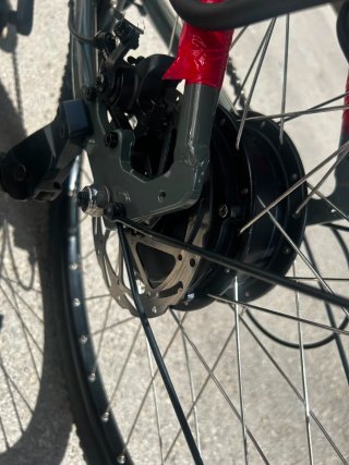 Bicicleta Eléctrica Rockrider con Baúl Trasero