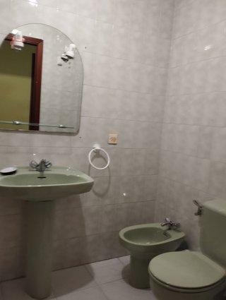 SE ALQILA PISO GRANDE A ESTUDIANTES