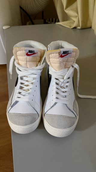 Nike Blazer Mid '77 Vintage Blancas- US 7 EUR 38