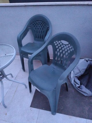 Conjunto terraza: 4 sillas y mesa