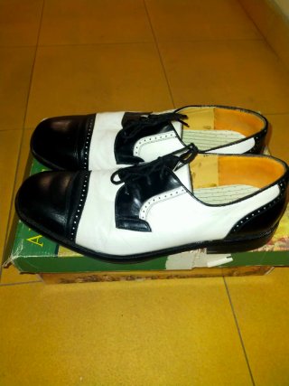 Zapatos Oxford Vintage Blanco y Negro