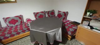 Sofás de marruquinas y mesas .2 mesas 4 sofas en