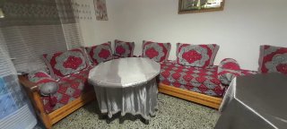 Sofás de marruquinas y mesas .2 mesas 4 sofas en