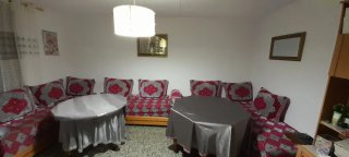 Sofás de marruquinas y mesas .2 mesas 4 sofas en