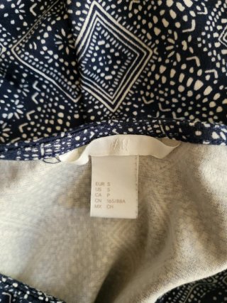 Vestido de verano con estampado geométrico