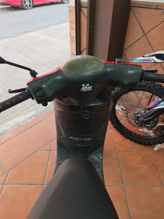 Piaggio Zip SP Roja