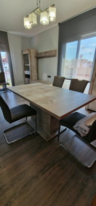 Conjunto comedor madera