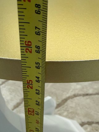 Mesa auxiliar elefante oro y blanco