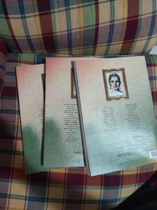 Grandes Creaciones de JUANITA REINA