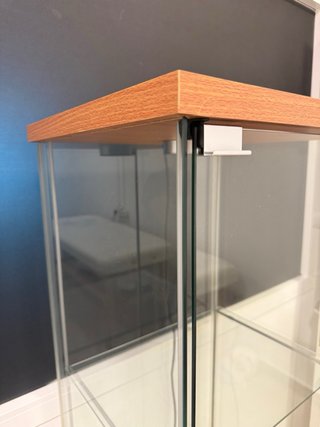 Vitrina expositora cristal con luz LED