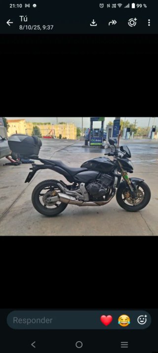 Moto Naked Negra