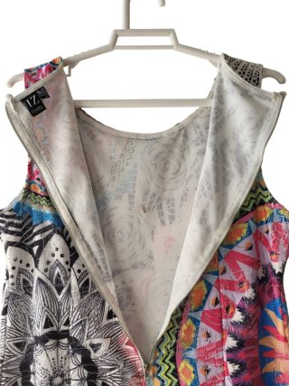 Vestido IZ Talla M Multicolor