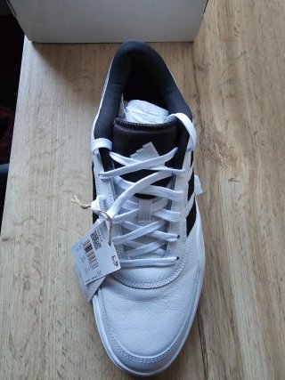 Adidas Osade Zapatillas Blancas y Negras