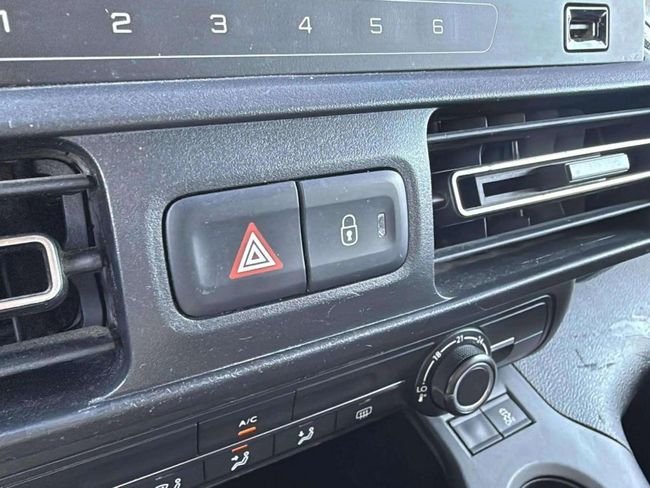 Citroën Berlingo 2021, foto 17