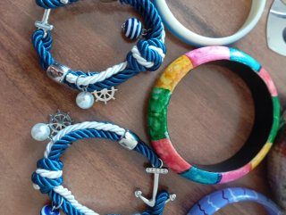 Bracciali donna blu e multicolor