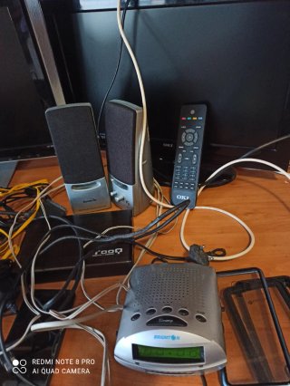 Lote TV, Monitor, Cables y Accesorios