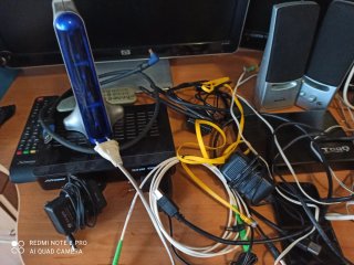 Lote TV, Monitor, Cables y Accesorios