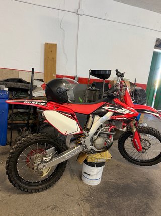 Honda CRF Motocross Roja y Blanca
