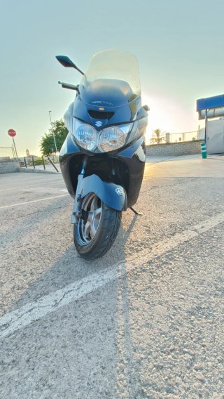 Suzuki Burgman 250cc Negra