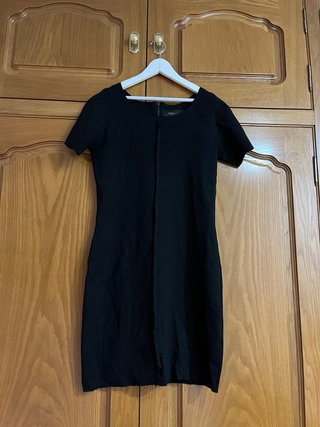 Vestido negro corto