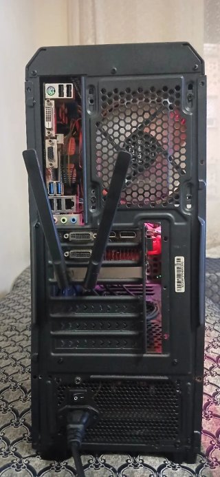 PC Gaming con luces RGB