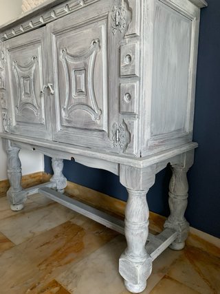 Mobiletto vintage grigio e bianco