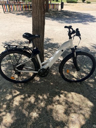 Bicicleta eléctrica Rockrider poco uso