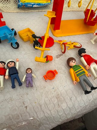 playmobil lote parque infantil ref 3308, tiene 10