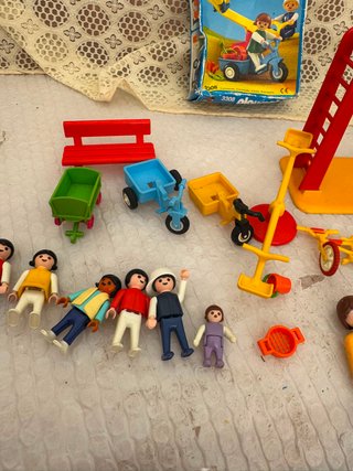 playmobil lote parque infantil ref 3308, tiene 10