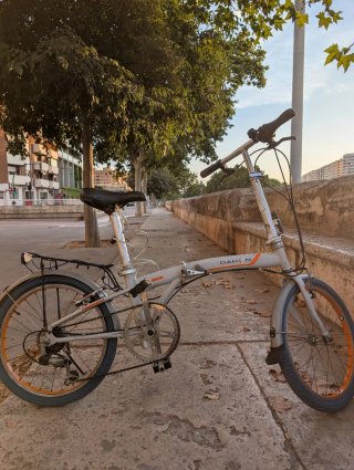 Bicicleta plegable Dahon SUV D6 (2016)