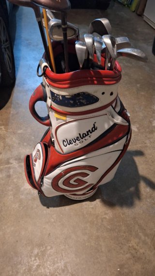 Set completo di mazze da golf e borsa