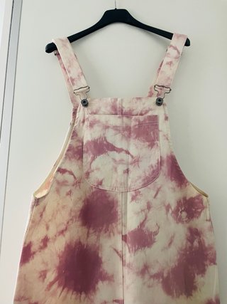 Mono vaquero tie-dye rosa y beige