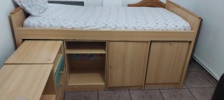 Dormitorio juvenil con gran almacenaje
