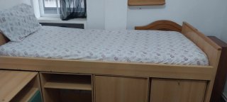 Dormitorio juvenil con gran almacenaje