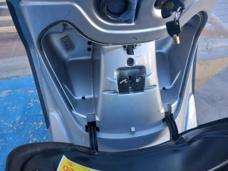 Piaggio Beverly Tourer 125 Plata