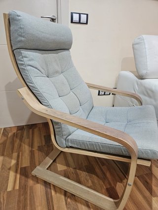 Sillón de tela y madera