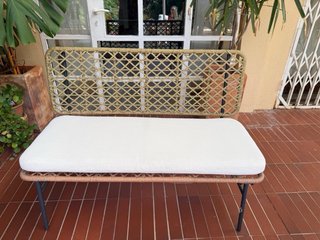 Conjunto Jardín: Mesa, Banco y 2 Sillones