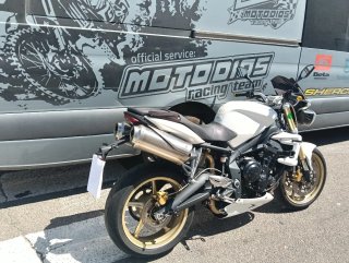 TRIUMPH STREET TRIPLE