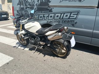 TRIUMPH STREET TRIPLE
